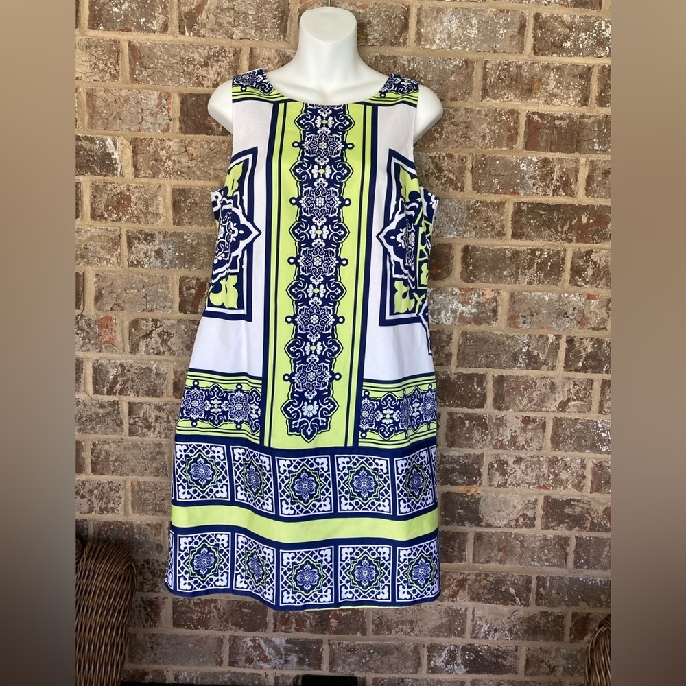Bethany Size 8 Blue, Lime Green, & White Cotton Geometric Shift Dress